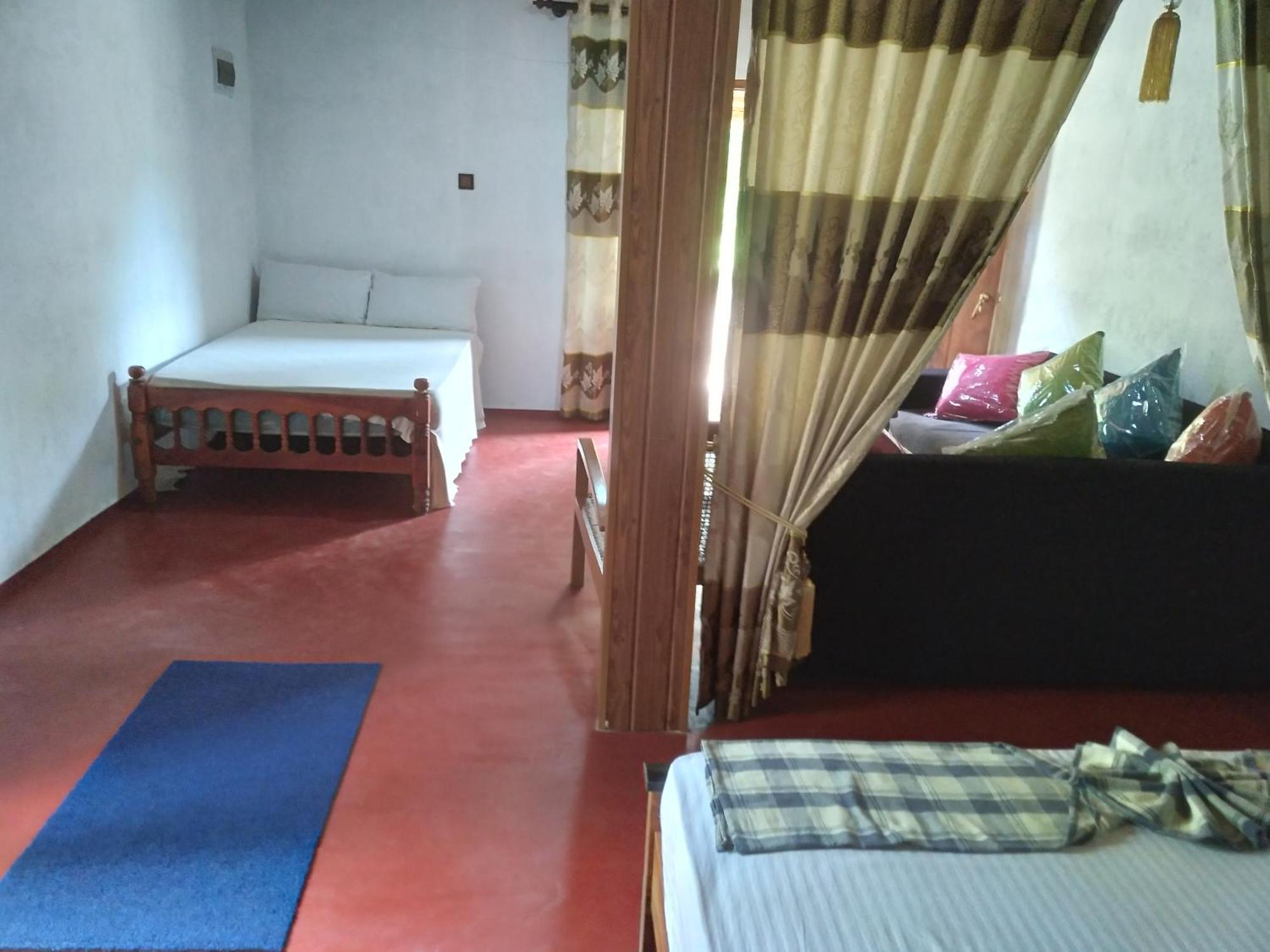 Soma Cabana, Homestay & Restaurant Tangalle Esterno foto