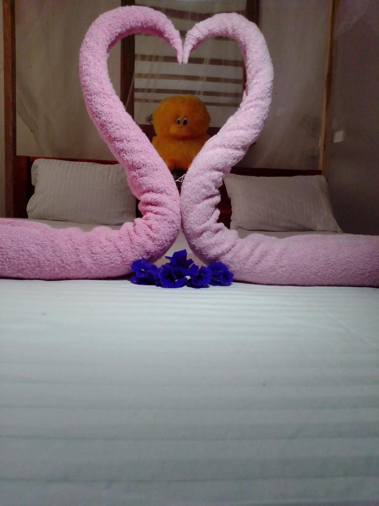 Soma Cabana, Homestay & Restaurant Tangalle Esterno foto