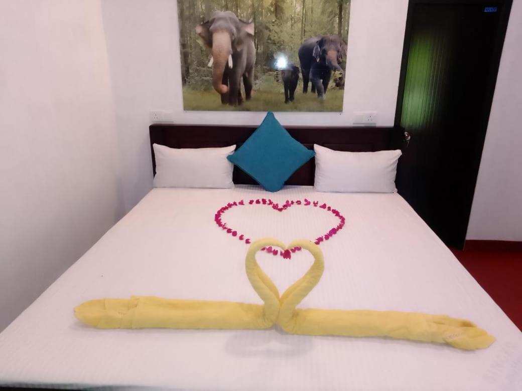 Soma Cabana, Homestay & Restaurant Tangalle Esterno foto